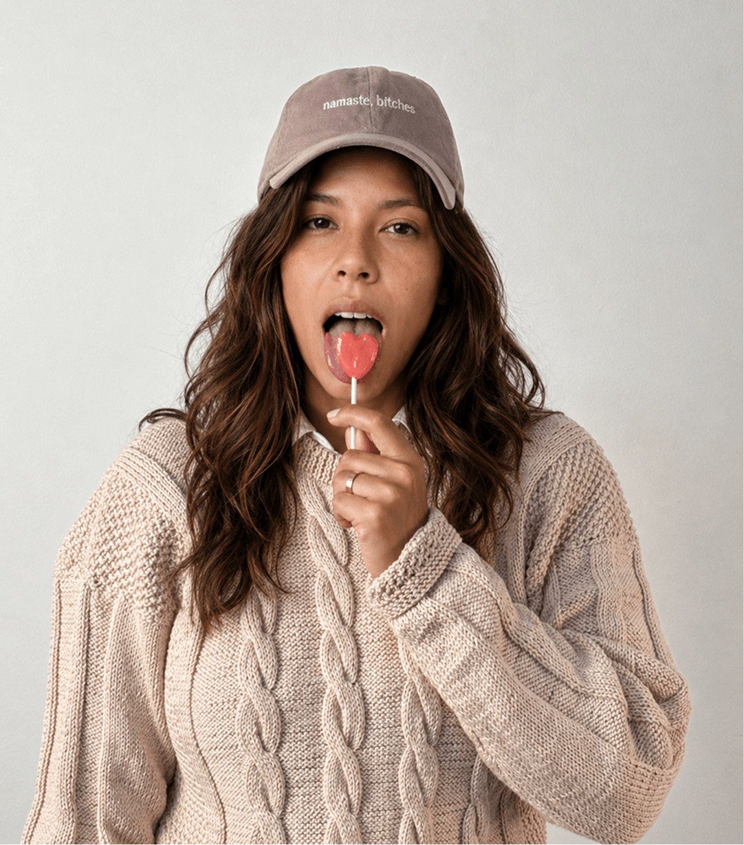 NAMASTE, BITCHES - Imagem 4